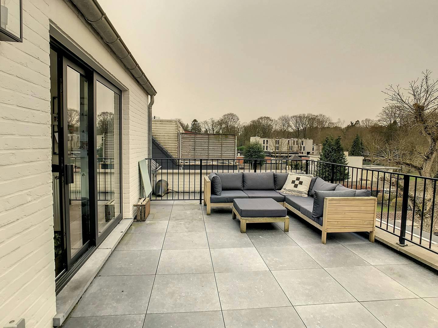 Modern dakappartement met 1 slaapkamer te huur in Kalmthout! foto 10