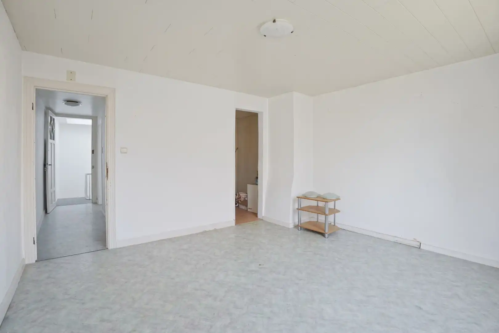 Goed gelegen gebouw op 117m² te De Panne bestaande uit een handelsruimte en woonst.  foto 12