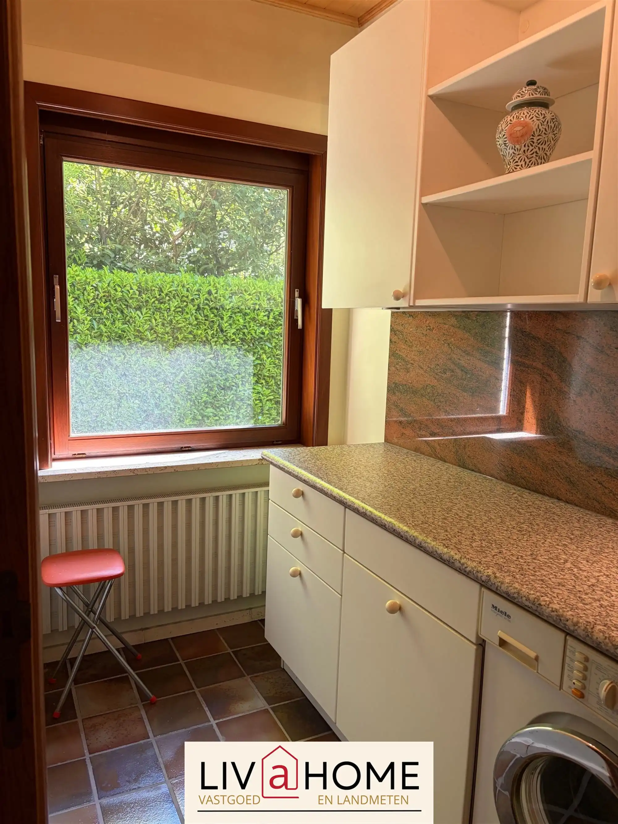 ZEER CHARMANTE VILLA MET OVERDEKT ZWEMBAD EN UNIEKE LIGGING! foto 9