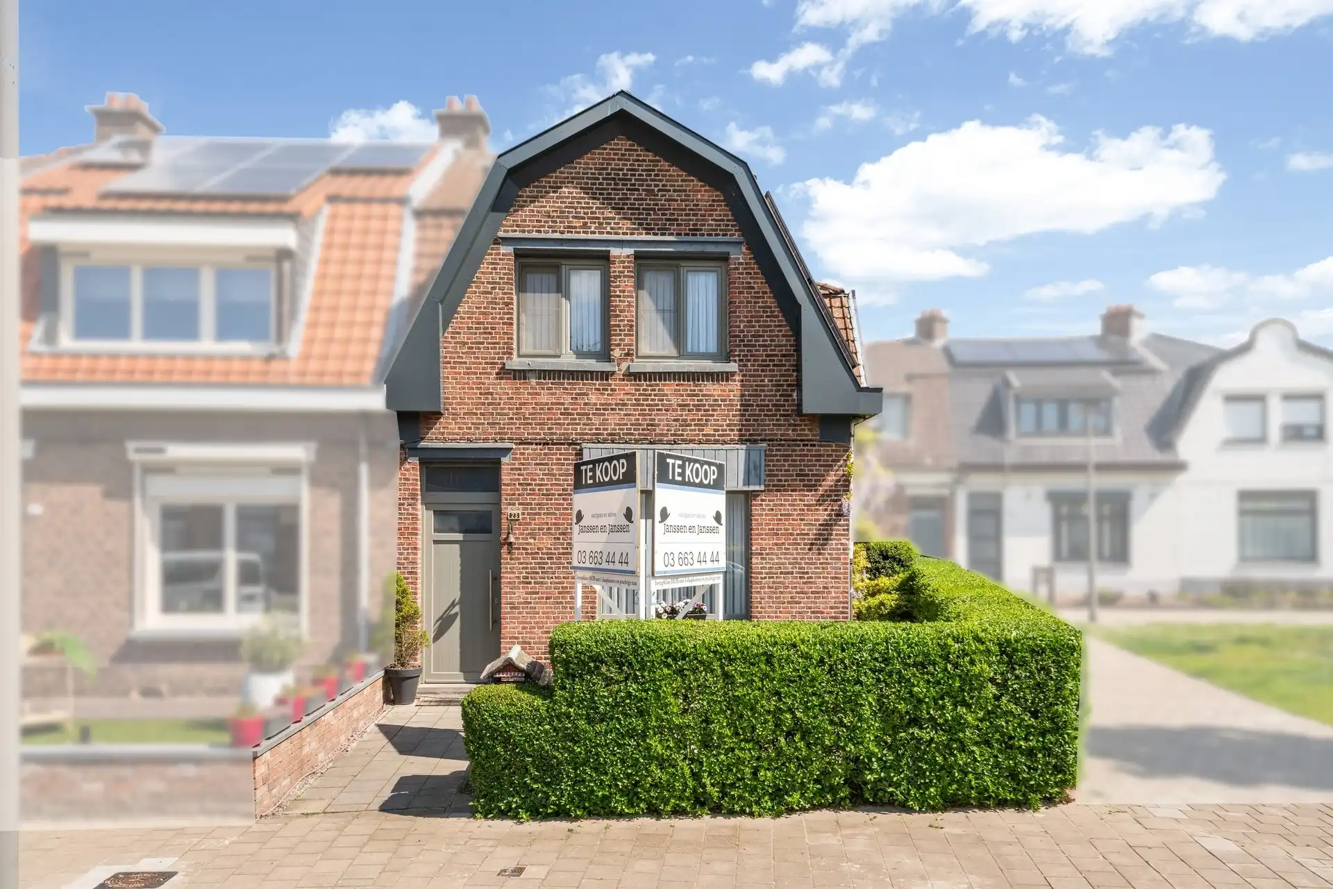 Charmante Half open bebouwing met 2 slaapkamers en prachtige tuin.  foto 2