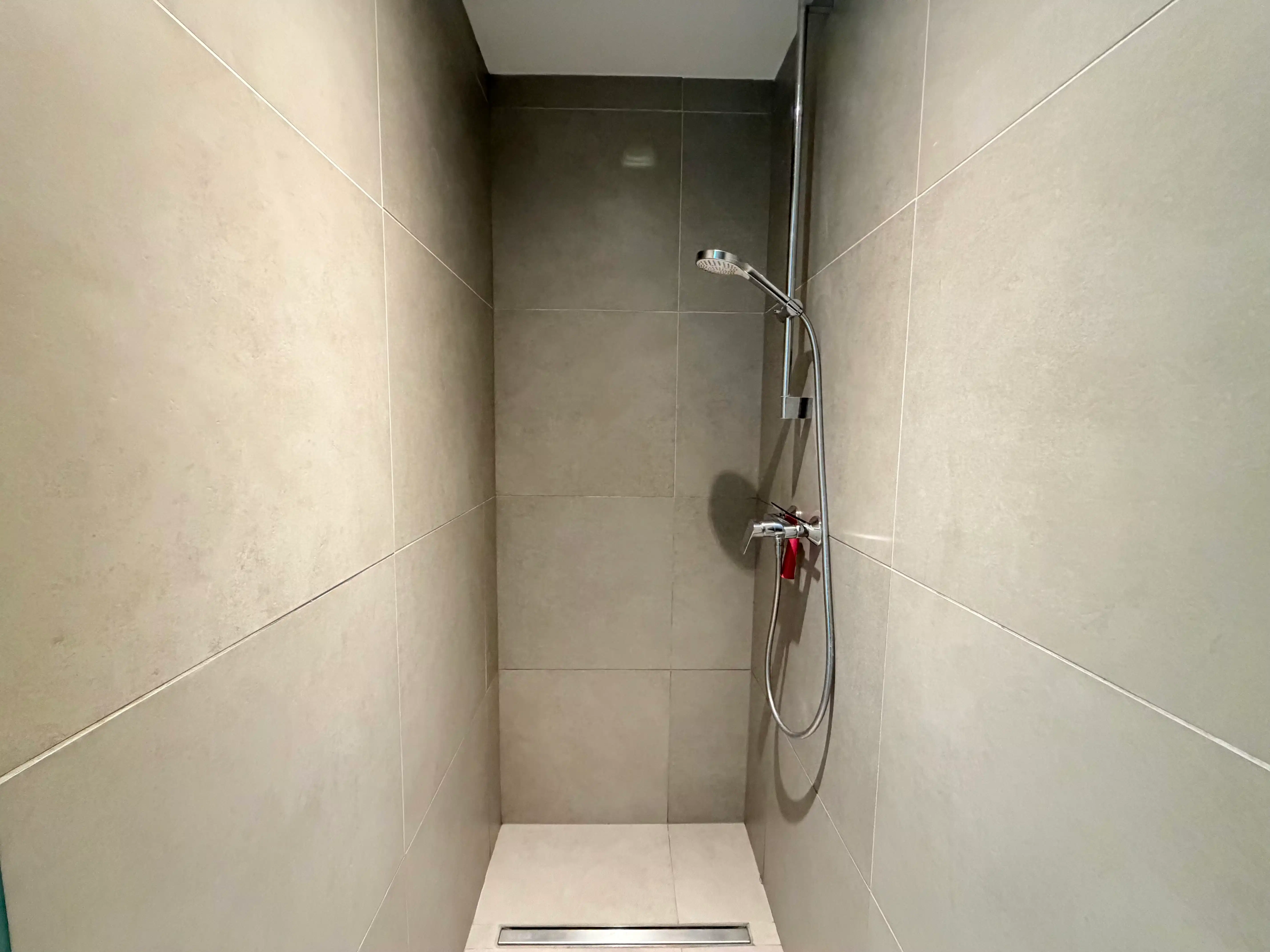 Gunstig gelegen woning te huur in het centrum van Evergem foto 7