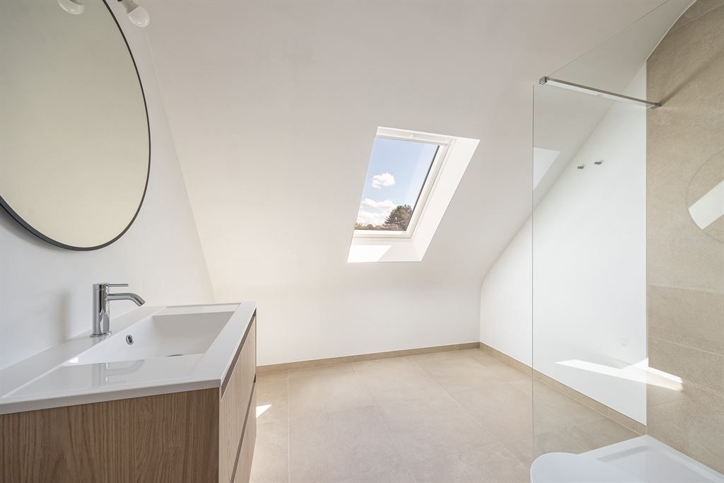Nieuwbouwwoning op een zeer rustige locatie! foto 22