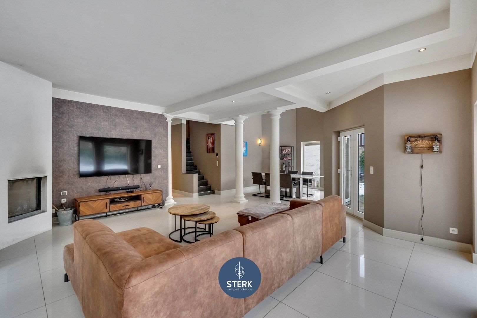 CHARMANTE VILLA MET 5 SLPKS OP EEN GUNSTIGE LOCATIE NABIJ NEDERLAND !  foto 7