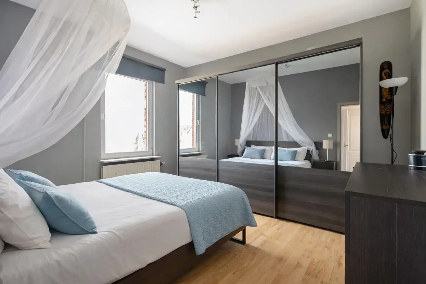 Praktijkruimte/winkel met bovenliggend duplex-appartement in het centrum van Berendrecht foto 7