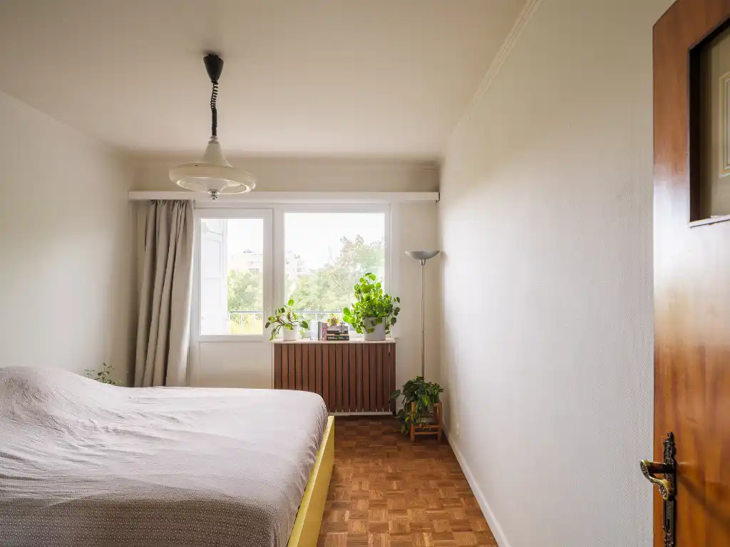 Vintage sixties 2-slaapkamerappartement met terras in Ledeberg, waar sfeer en esthetiek mooi bewaard zijn gebleven. foto 7