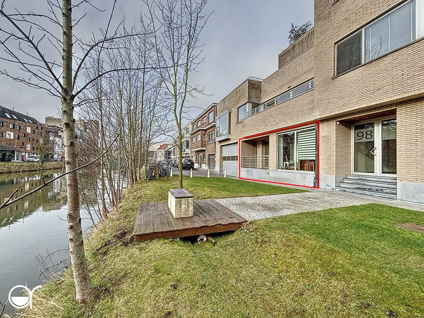 2-slaapkamer appartement met zicht op de schelde, ruim terras en autostaanplaats foto 16