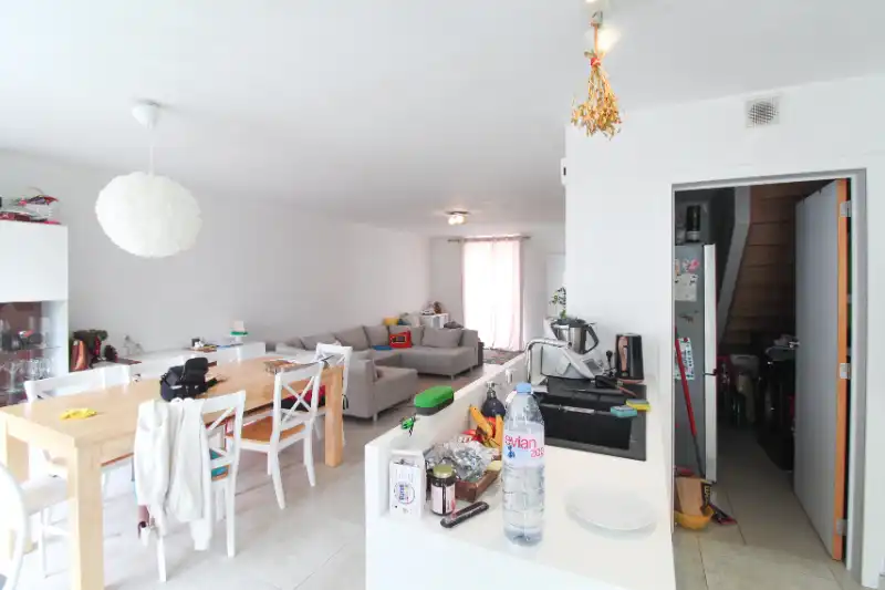 Prachtige woning in rustige woonwijk te Roeselare foto 4