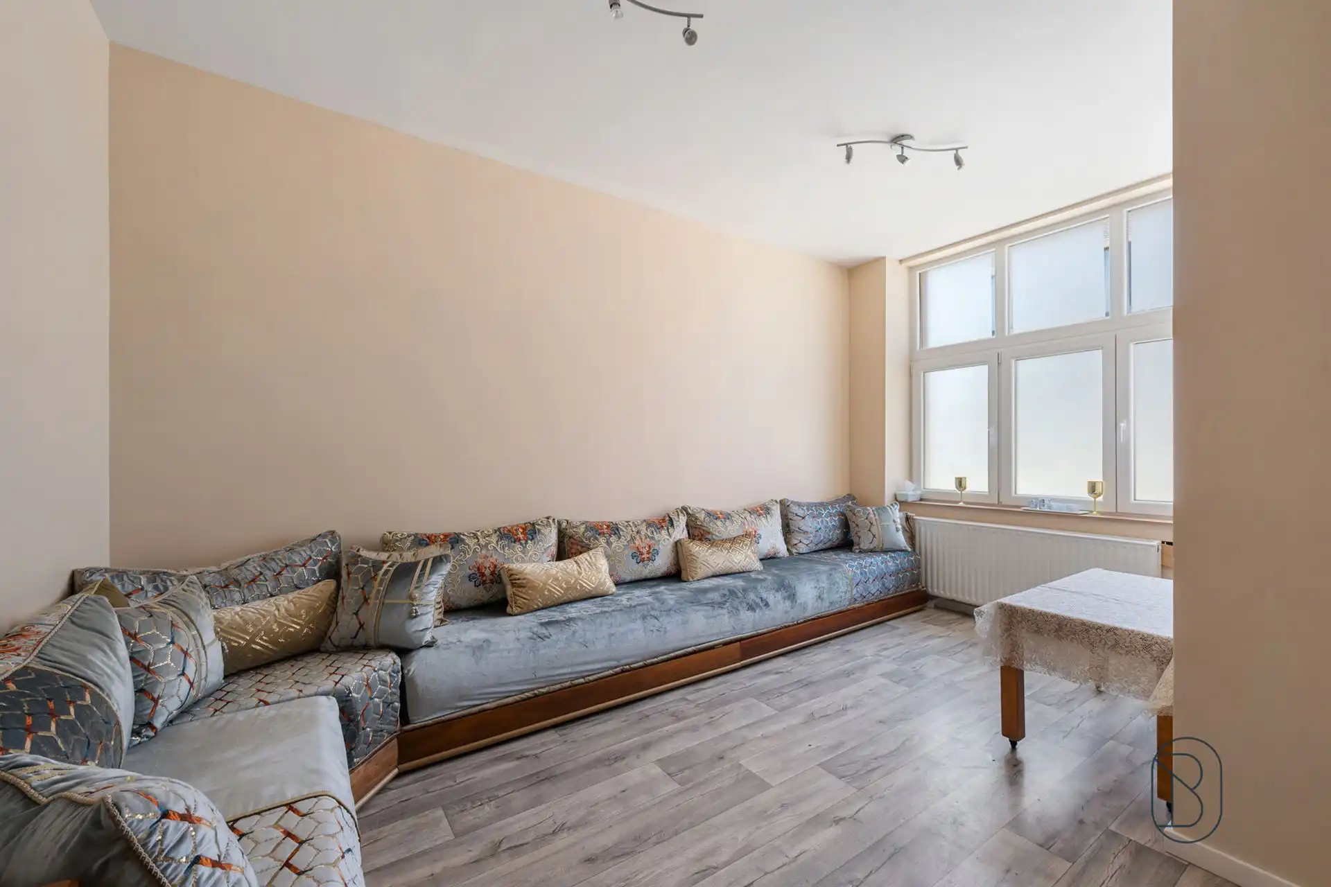 Goedgelegen gerenoveerde woning foto 5