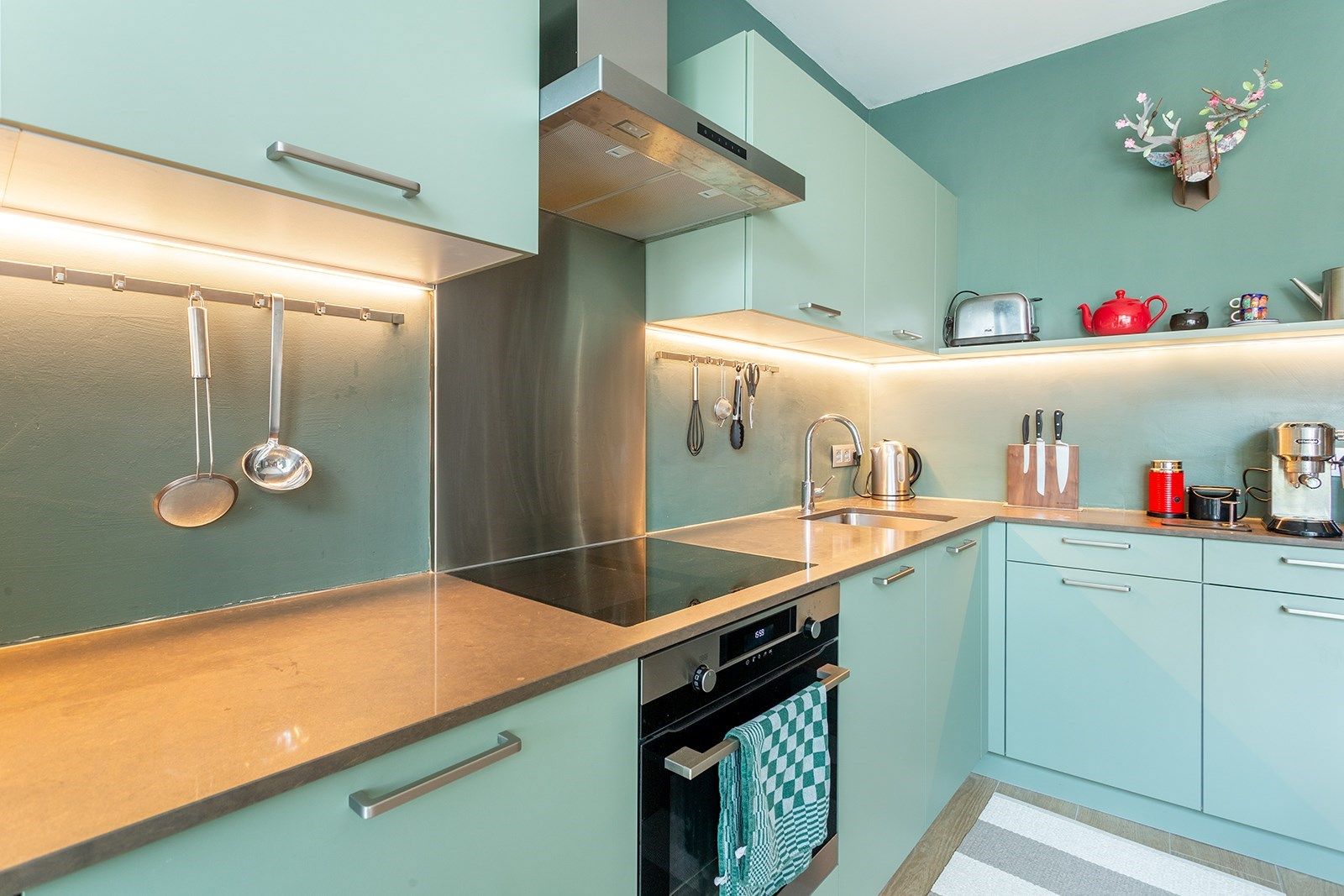 Gemeubeld luxe nieuwbouwappartement gelegen in het hartje van Antwerpen.  foto 10