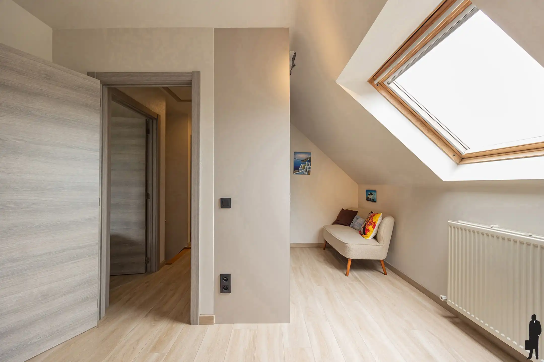 Instapklare gezinswoning met 3 slpk, tuin, garage & carport  foto 16