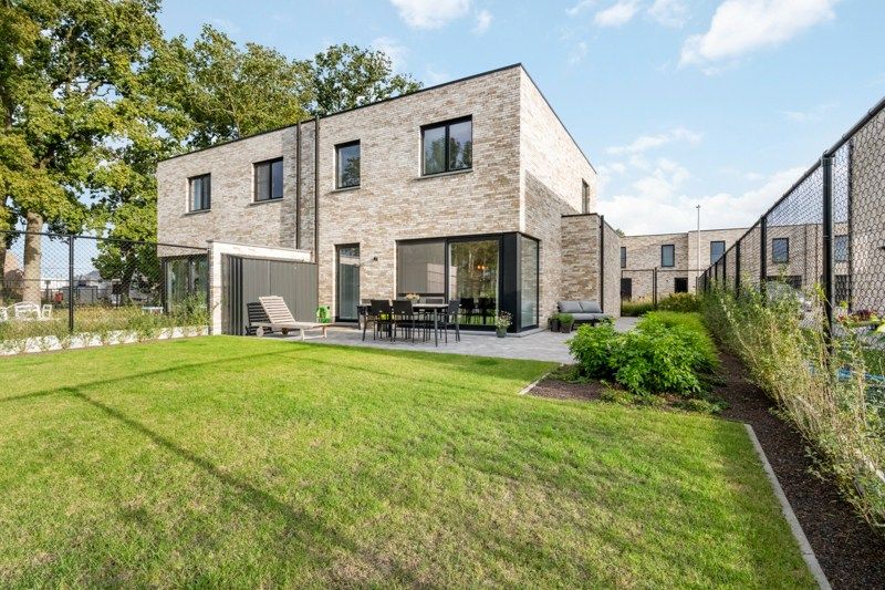 Nieuwbouwparel met comfort, rust en topligging foto 21