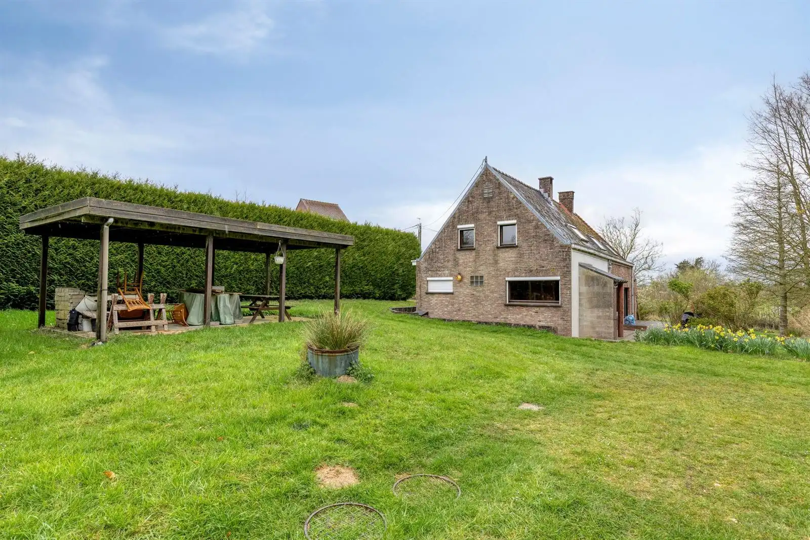 Unieke 3-gevelwoning met uitbreidingspotentieel naast het Hallerbos  foto 20