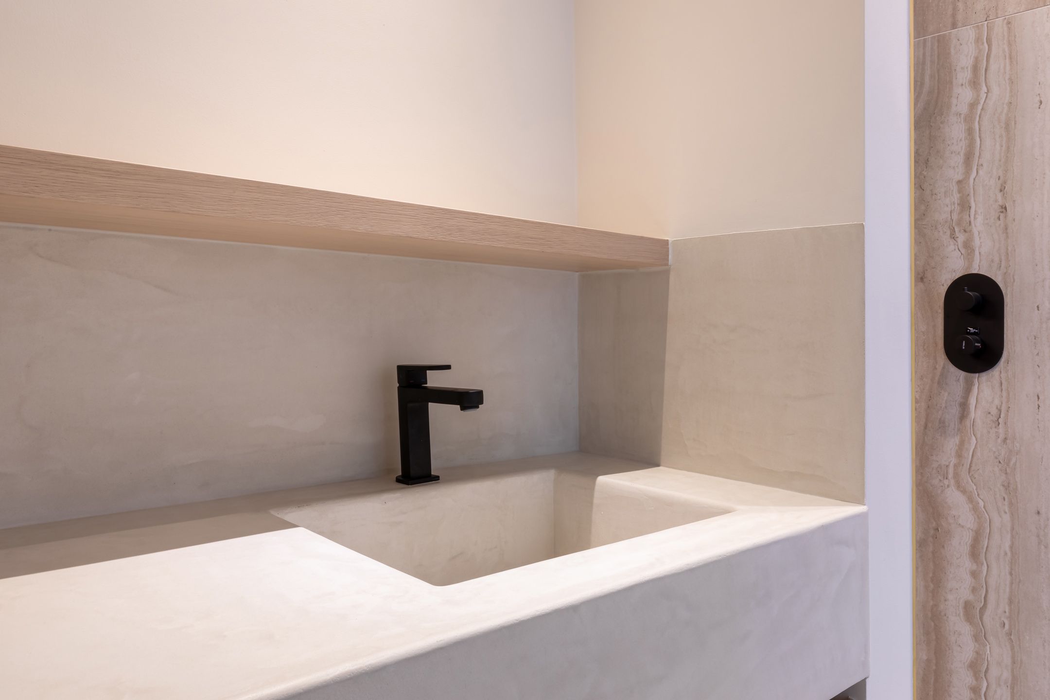 Trendy nieuwbouw gelijkvloers appartement foto 18