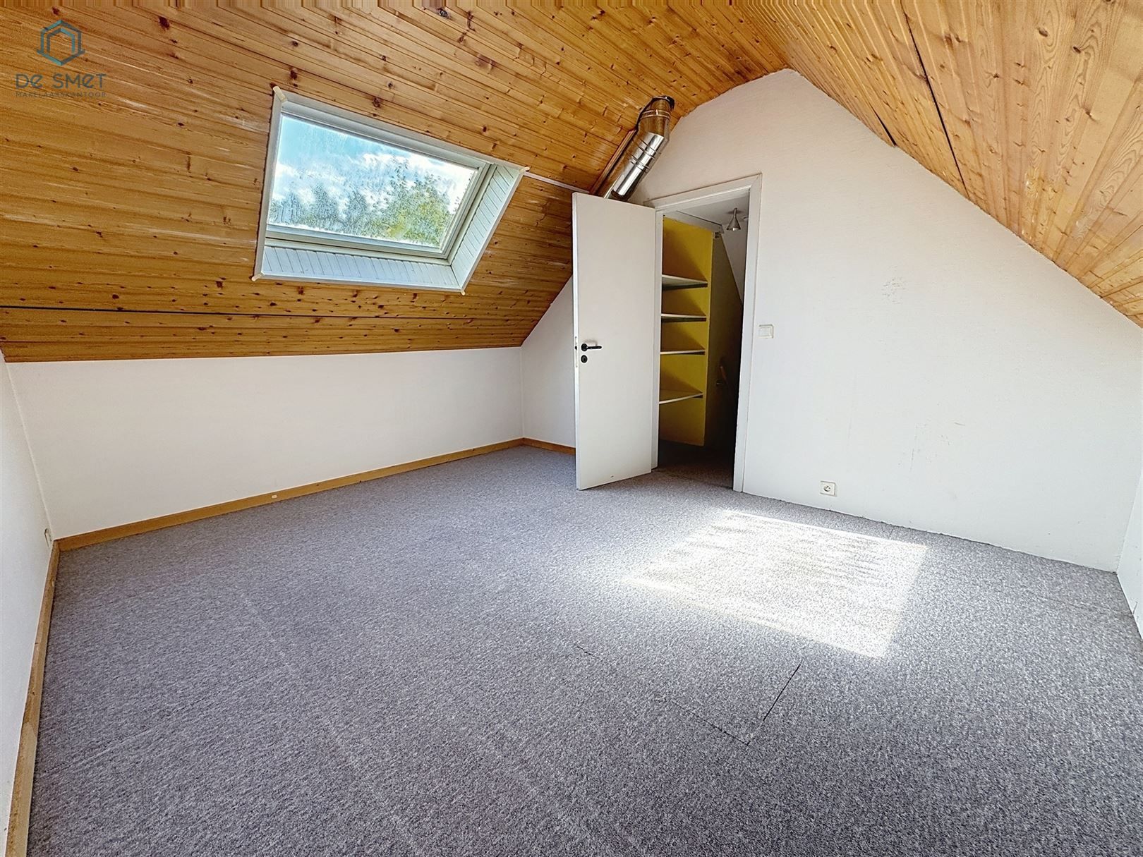 Te renoveren woning met prachtige tuin in rustige, doodlopende straat foto 12