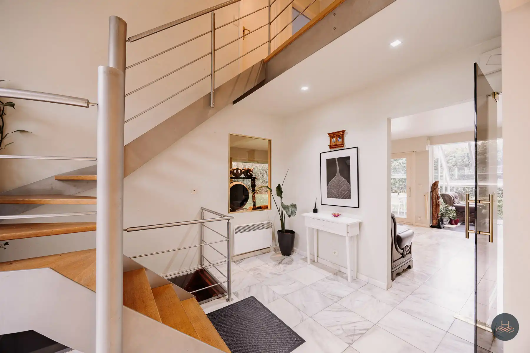 Functionele villa te koop met prachtige bomen op toplocatie foto 17