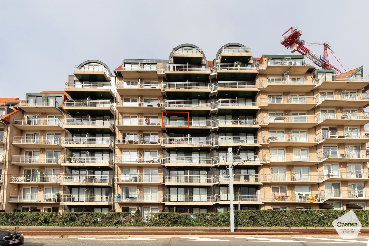 Goed onderhouden studio met ruim terras en mooi zicht op de Simliduinen foto 11