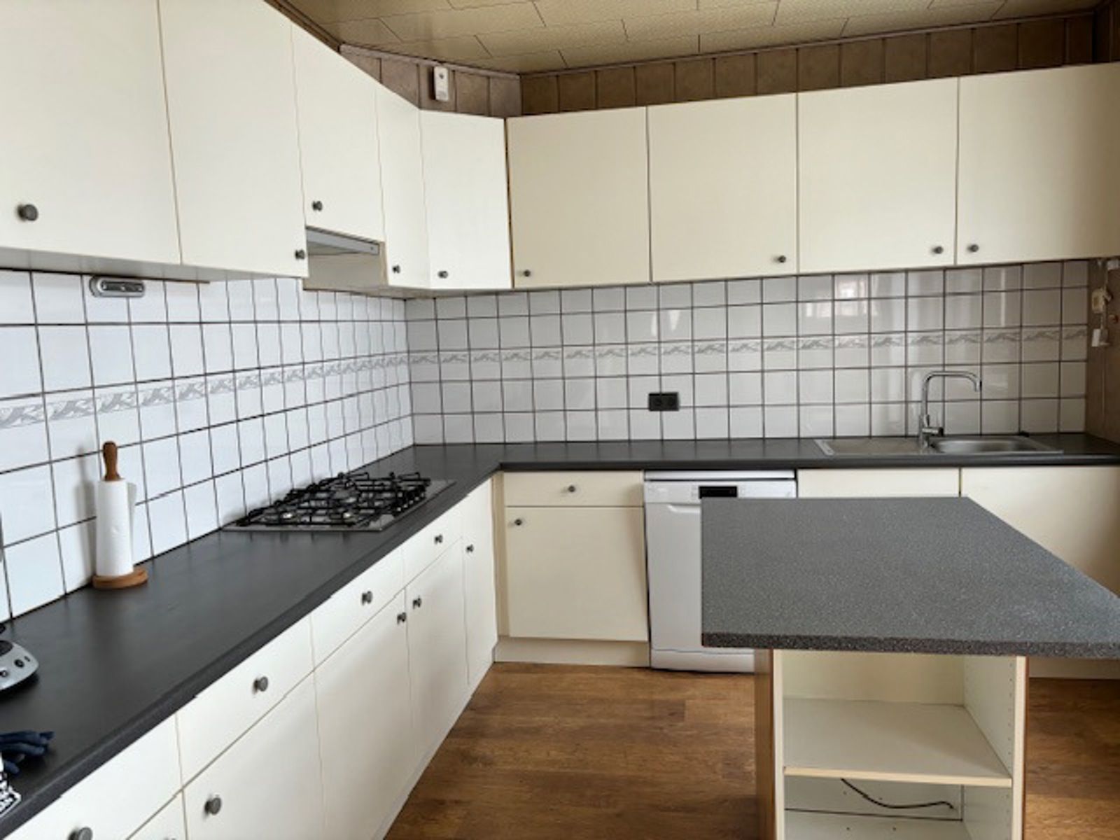 Zeer ruime woning 3 slpks te Linter foto 6