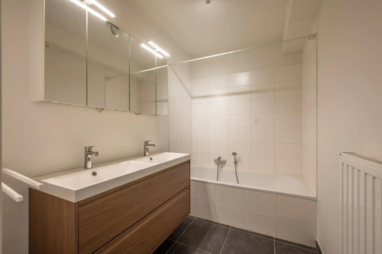 Centraal gelegen appartement te Heist vlakbij het strand foto 4