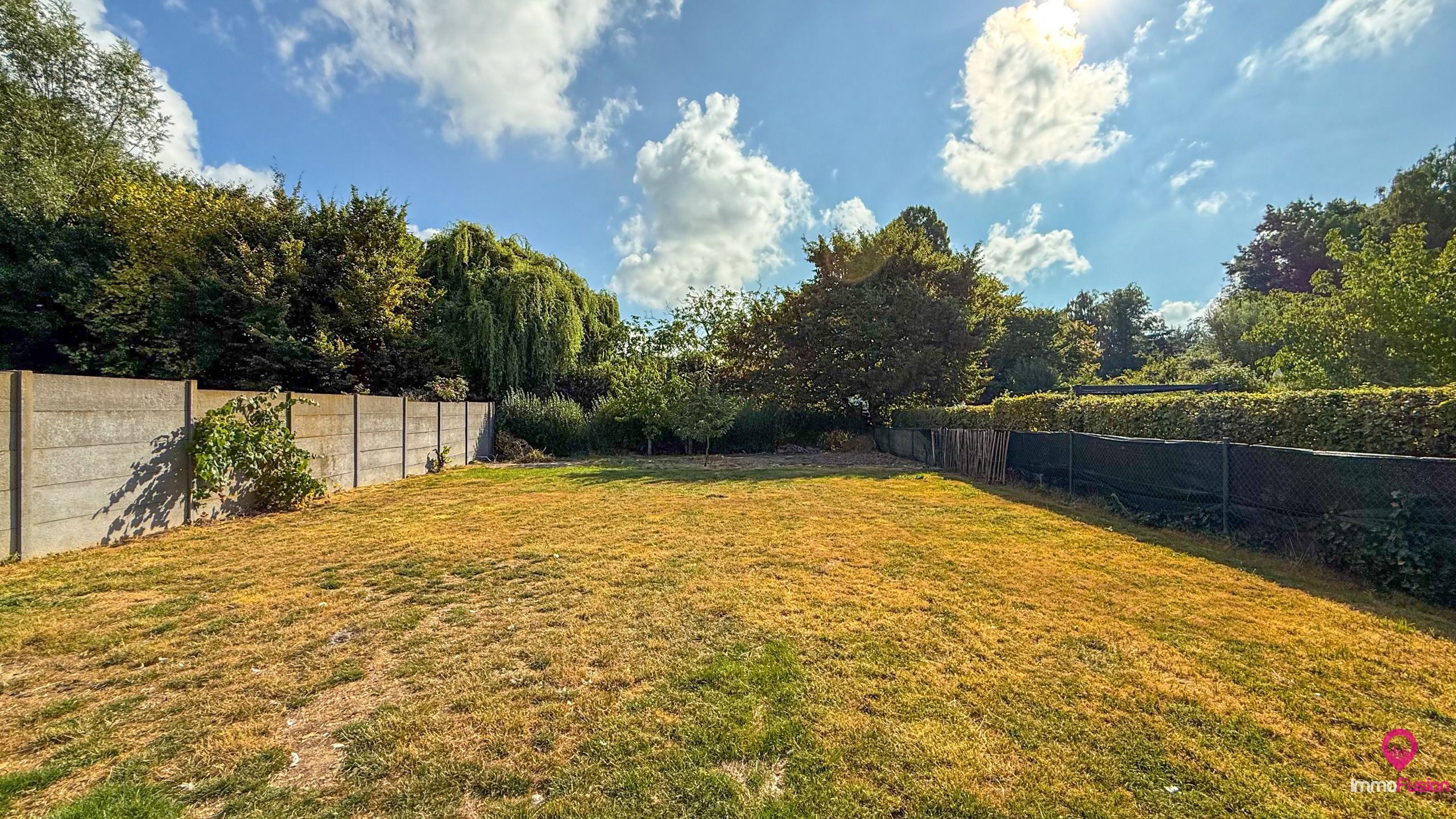 Te renoveren woning met grote tuin in doodlopende straat! foto 33