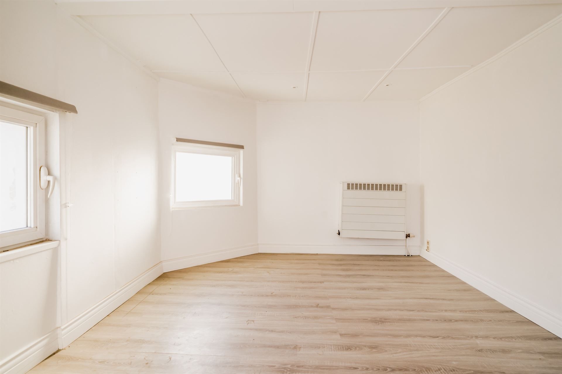 Instapklare starterswoning met charme in Rumst. foto 17