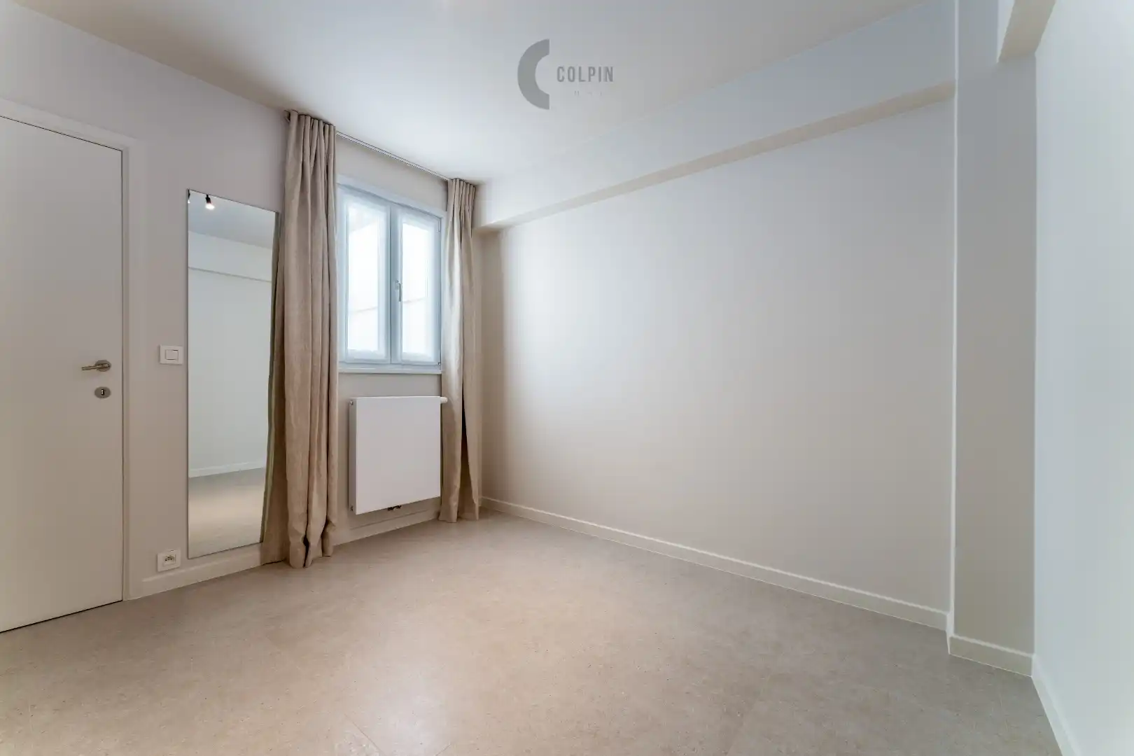 Smaakvol en instapklaar 2 slaapkamerappartement met zijdelings zeezicht foto 12