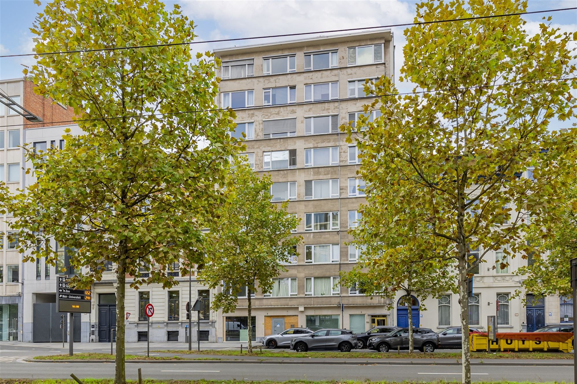 Hoofdfoto van de publicatie: Ruime studio met een aparte slaaphoek te Antwerpen!
