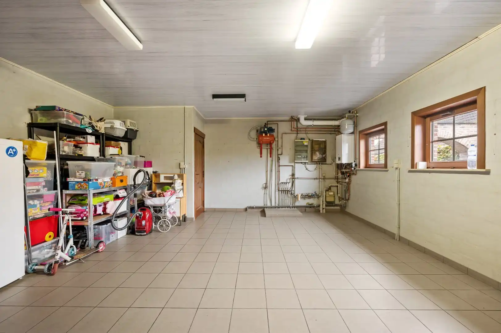  ALLEENSTAANDE VILLA MET 5/6 SLAAPKAMERS, DUBBELE GARAGE EN TUIN  foto 27