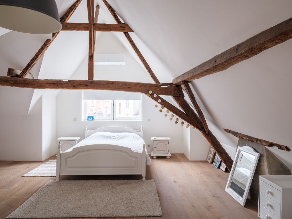 Bijzondere opbrengsteigendom bestaande uit een dakappartement en drie afzonderlijke kamers met eigen sanitair foto 31