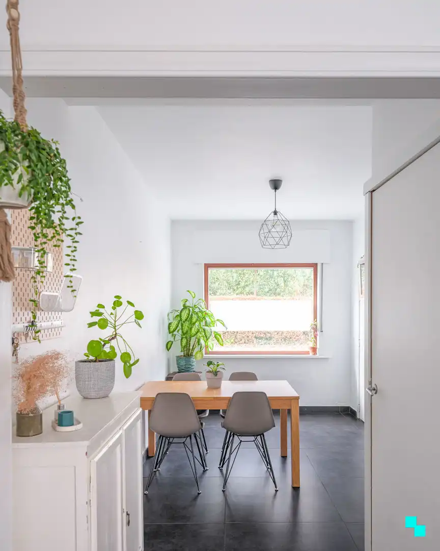 Charmante op te frissen woning met drie kamers en zonnige tuin foto 4