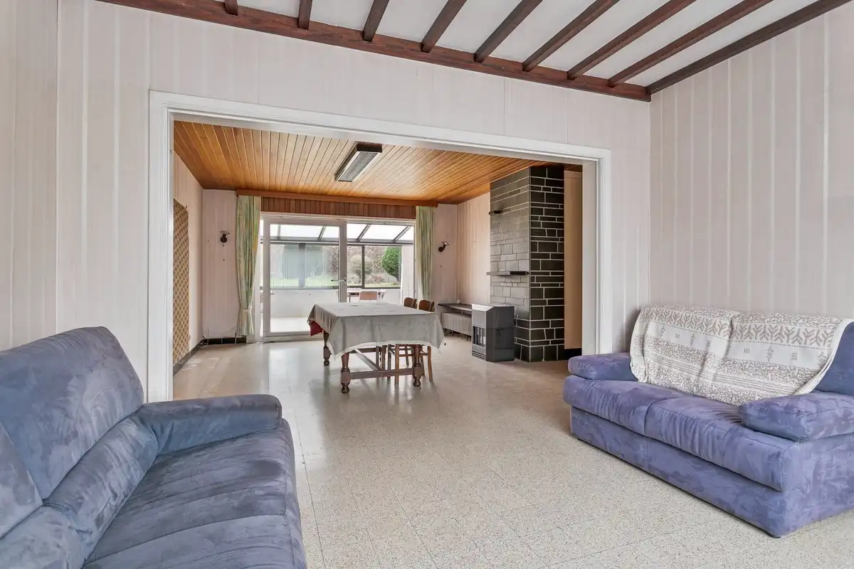 Ruime woning met 4 slaapkamers en garage! foto 4