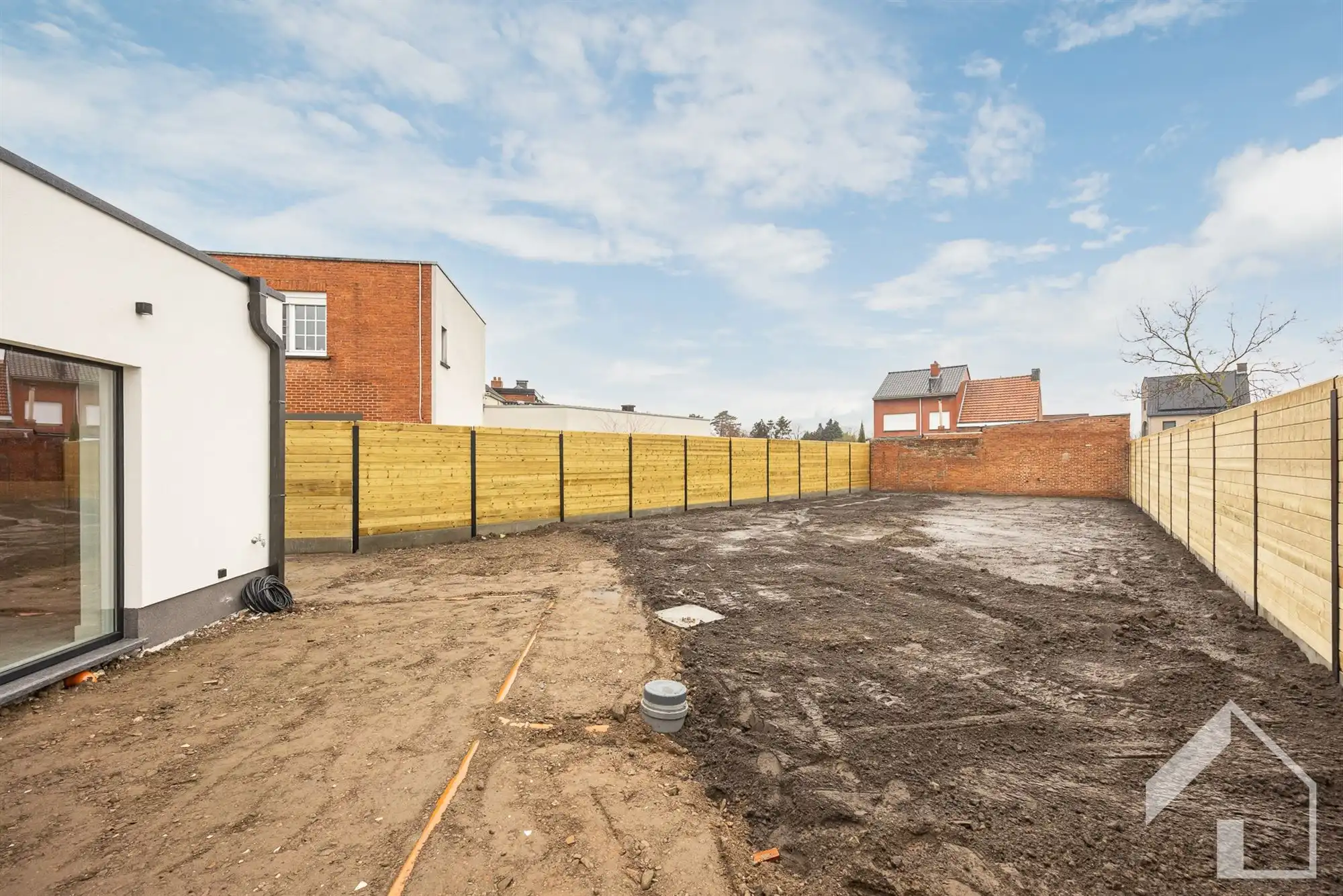 Recent gerenoveerde woning met hoogwaardige materialen foto 20