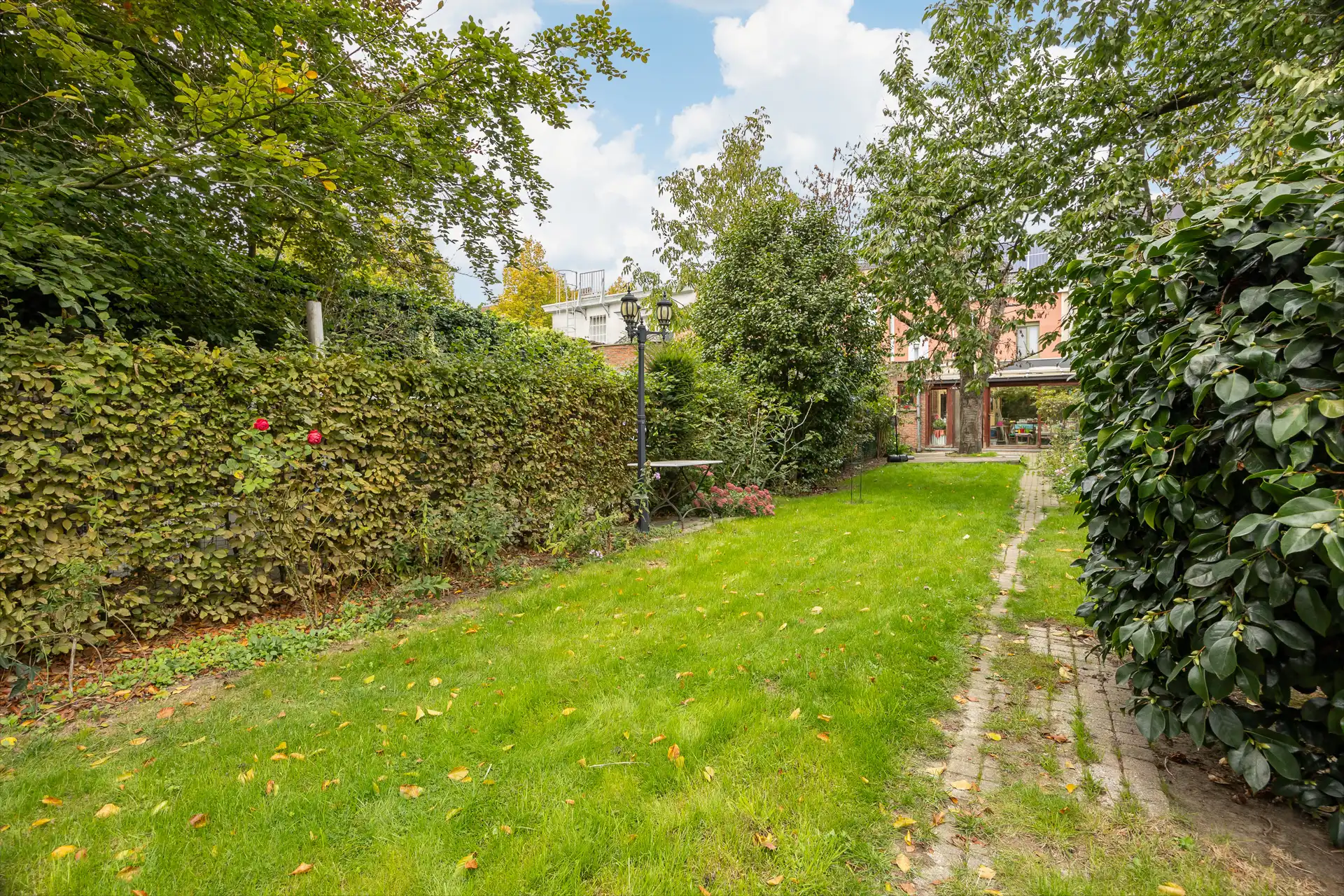 Ruime herenwoning met 5 slaapkamers en praktijk in centrum foto 20