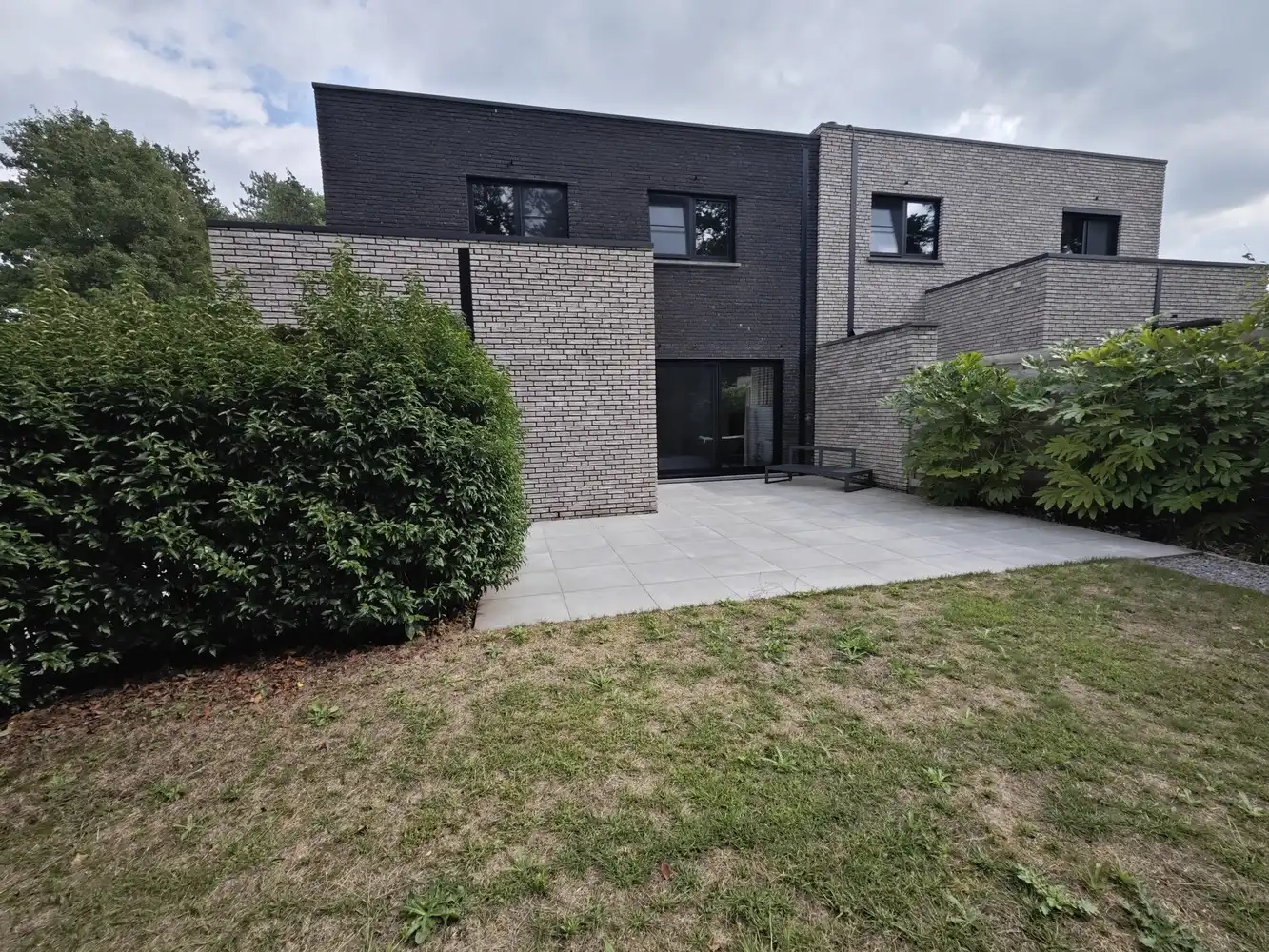 Uitstekend gelegen energiezuinige gezinswoning met 3 slpks foto 2