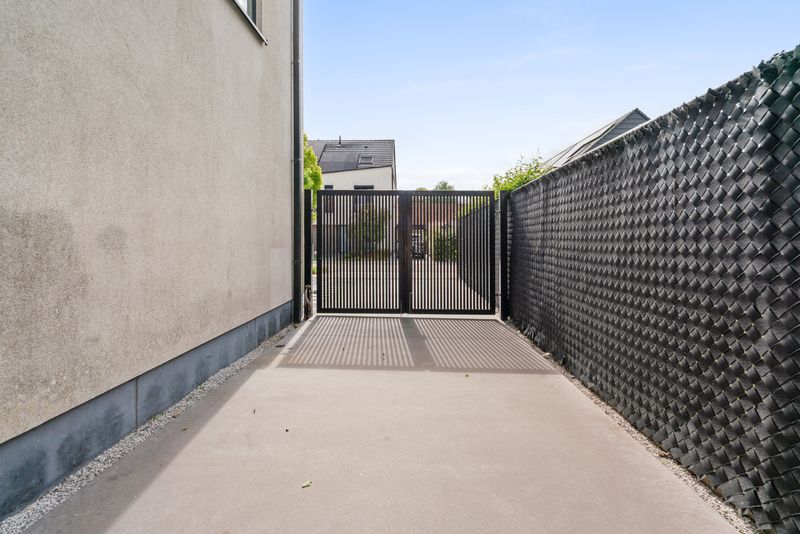 Half open bebouwing met 5 slaapkamers! Topligging! foto 22
