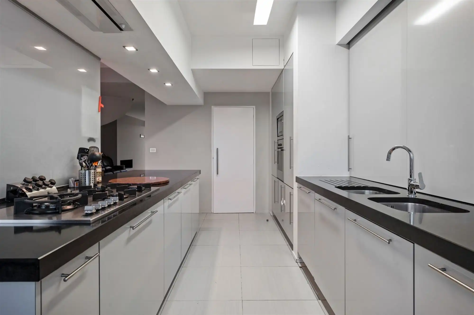 Luxe duplexappartement met twee terrassen foto 4