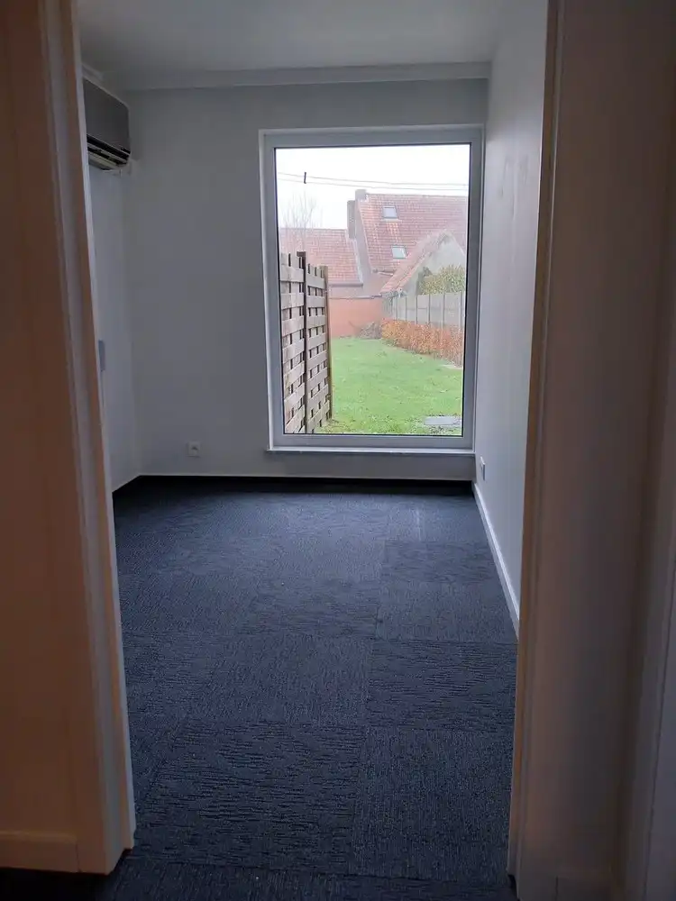 Luxe gelijkvloers appartement met grote tuin in Ruddervoorde foto 15