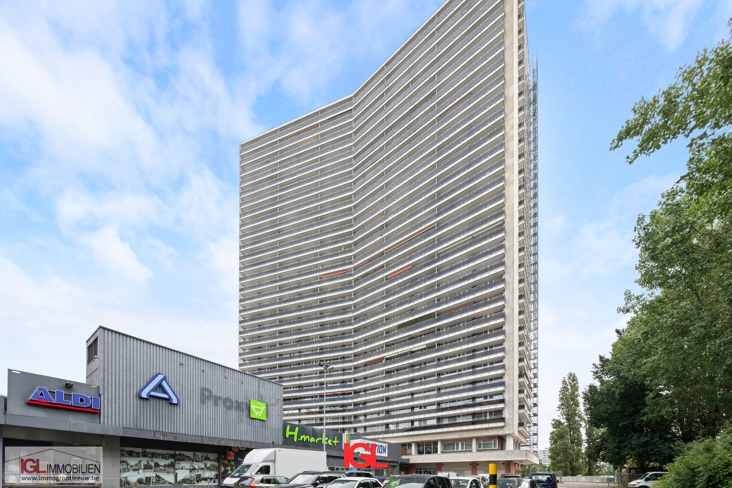 2-slaapkamer appartement te koop met prachtig ver zicht aan de vijvers van Anderlecht foto 14