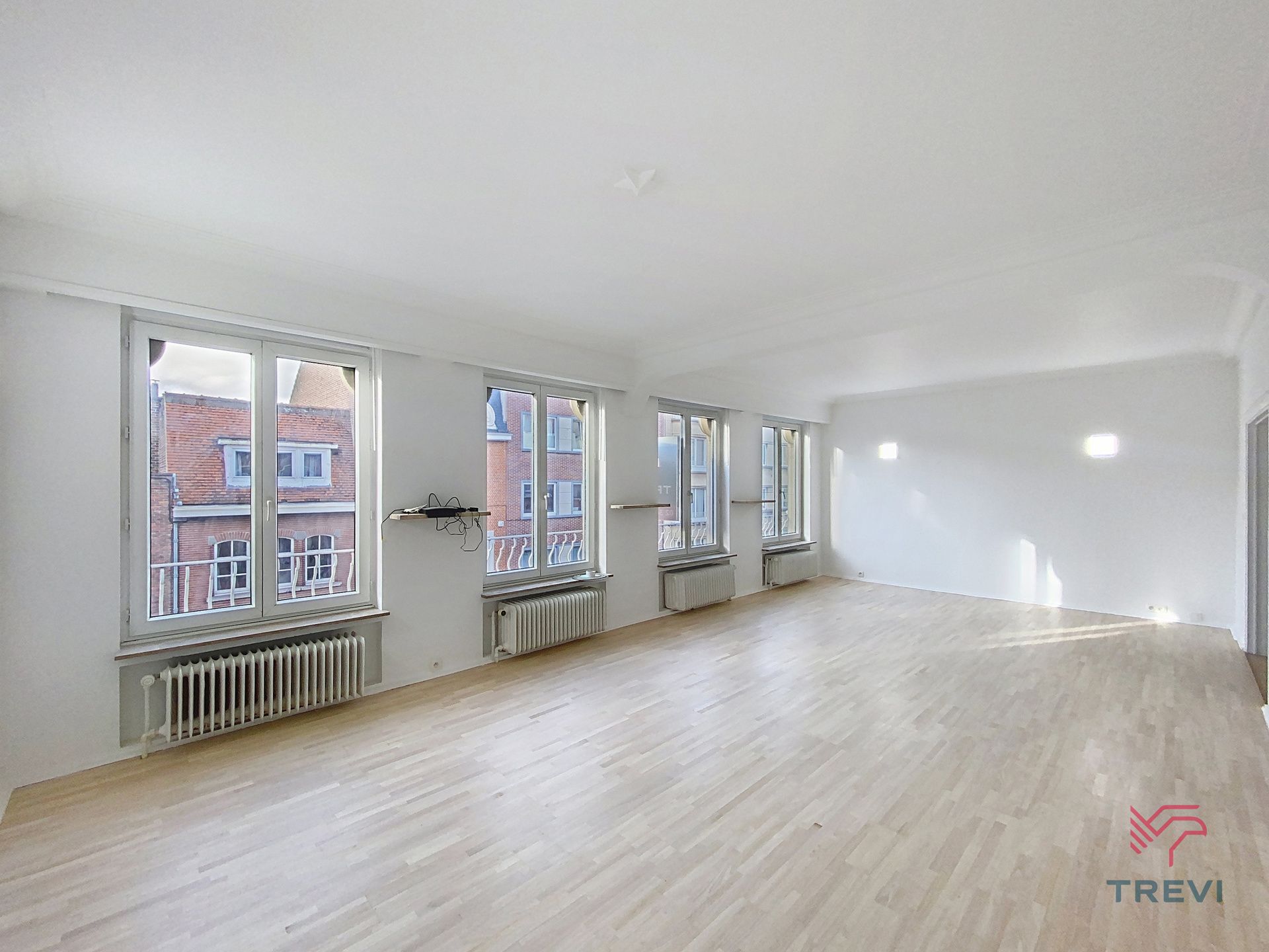 Prachtig appartement 3 SLP + kantoor – volledig gerenoveerd! foto 3