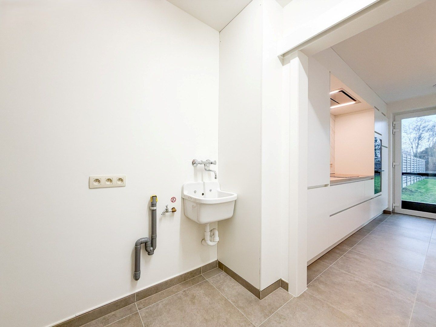 Nieuwbouwwoning met tuin, terras en 3 slaapkamers in Torhout  foto 8