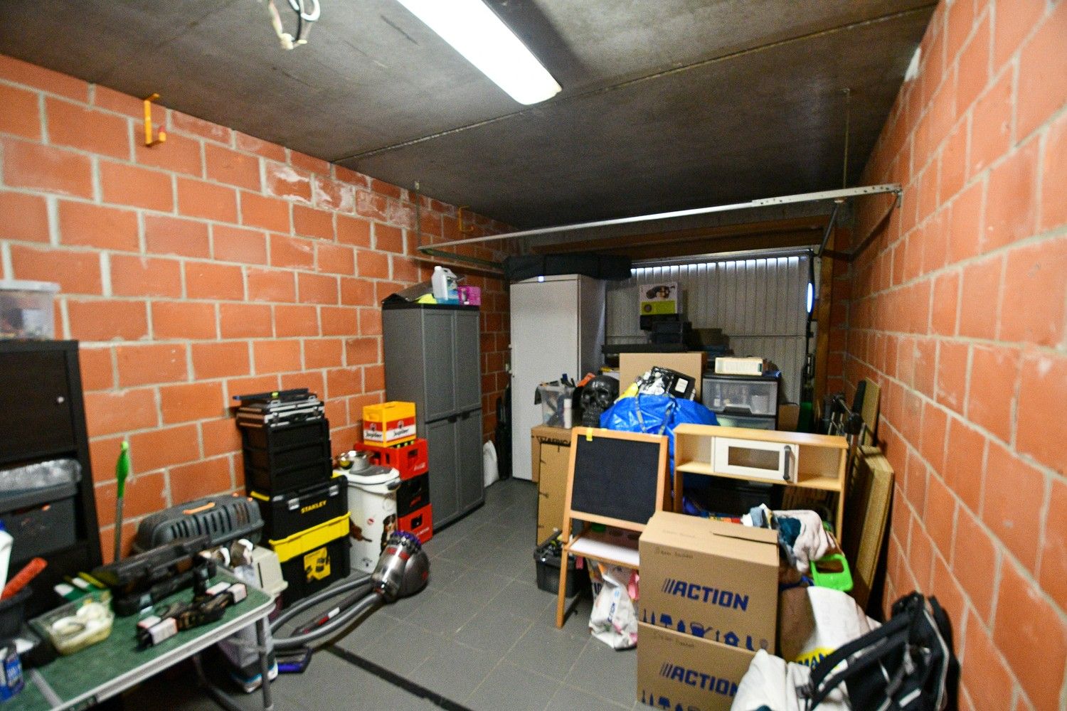 Halfopen bebouwing met inpandige garage met 3 slaapkamers foto 6