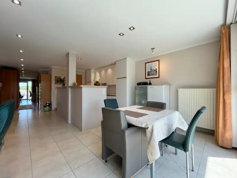 LUXUEUS WOONAPPARTEMENT IN OOSTDUINKERKE MET GARAGE ÉN PARKING foto 9
