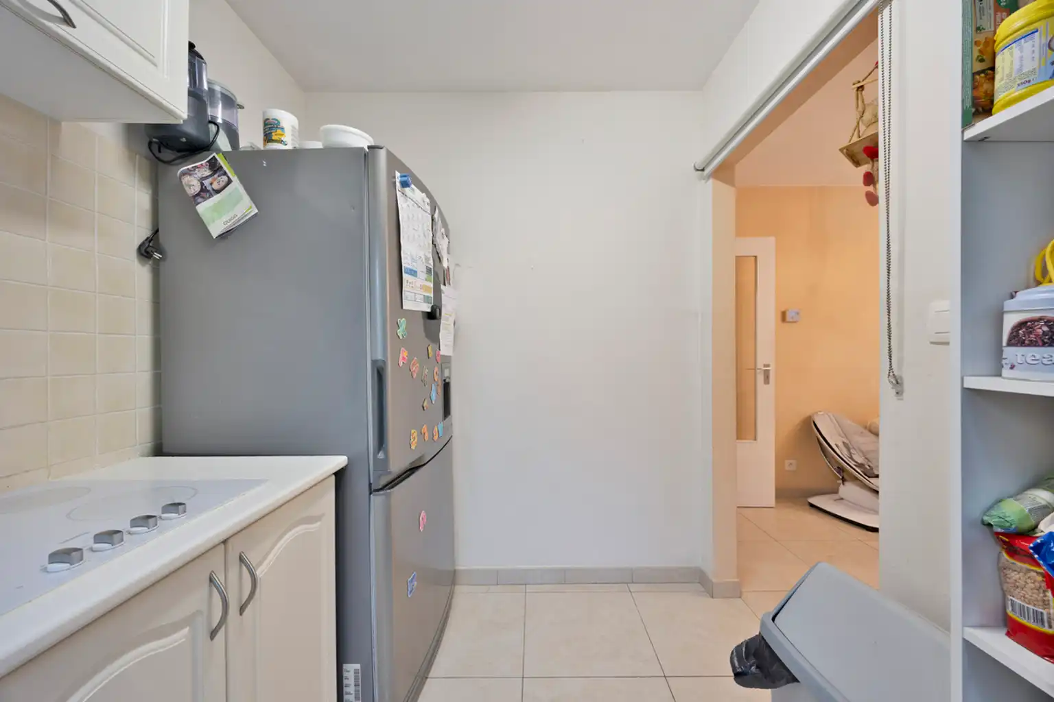 Instapklaar 1 slaapkamer lichtrijk en modern hoekappartement foto 7