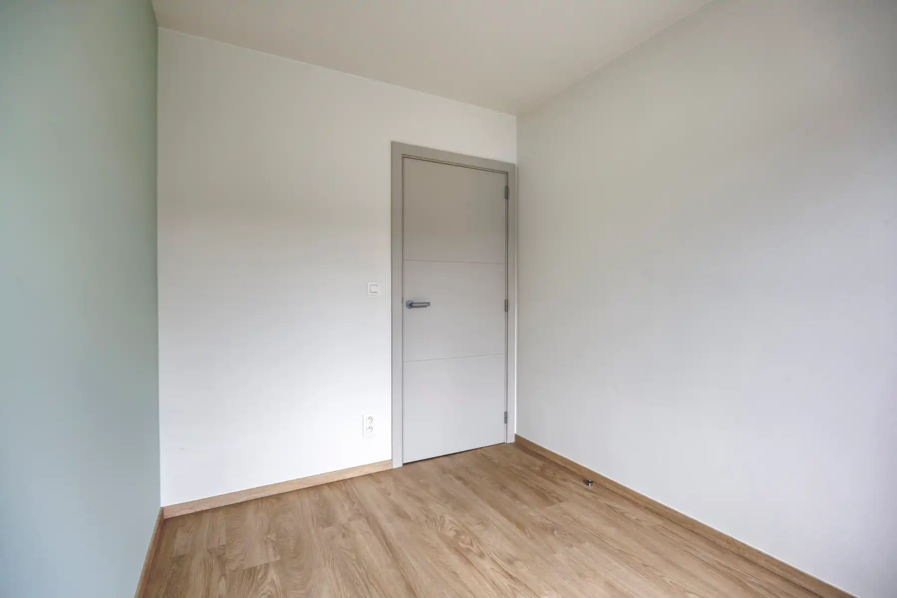 Halfopen bebouwing met minstens 3 slpk in doodlopende straat foto 16