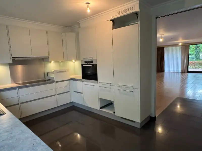 Gelijkvloers appartement met 2 slaapkamers foto 15