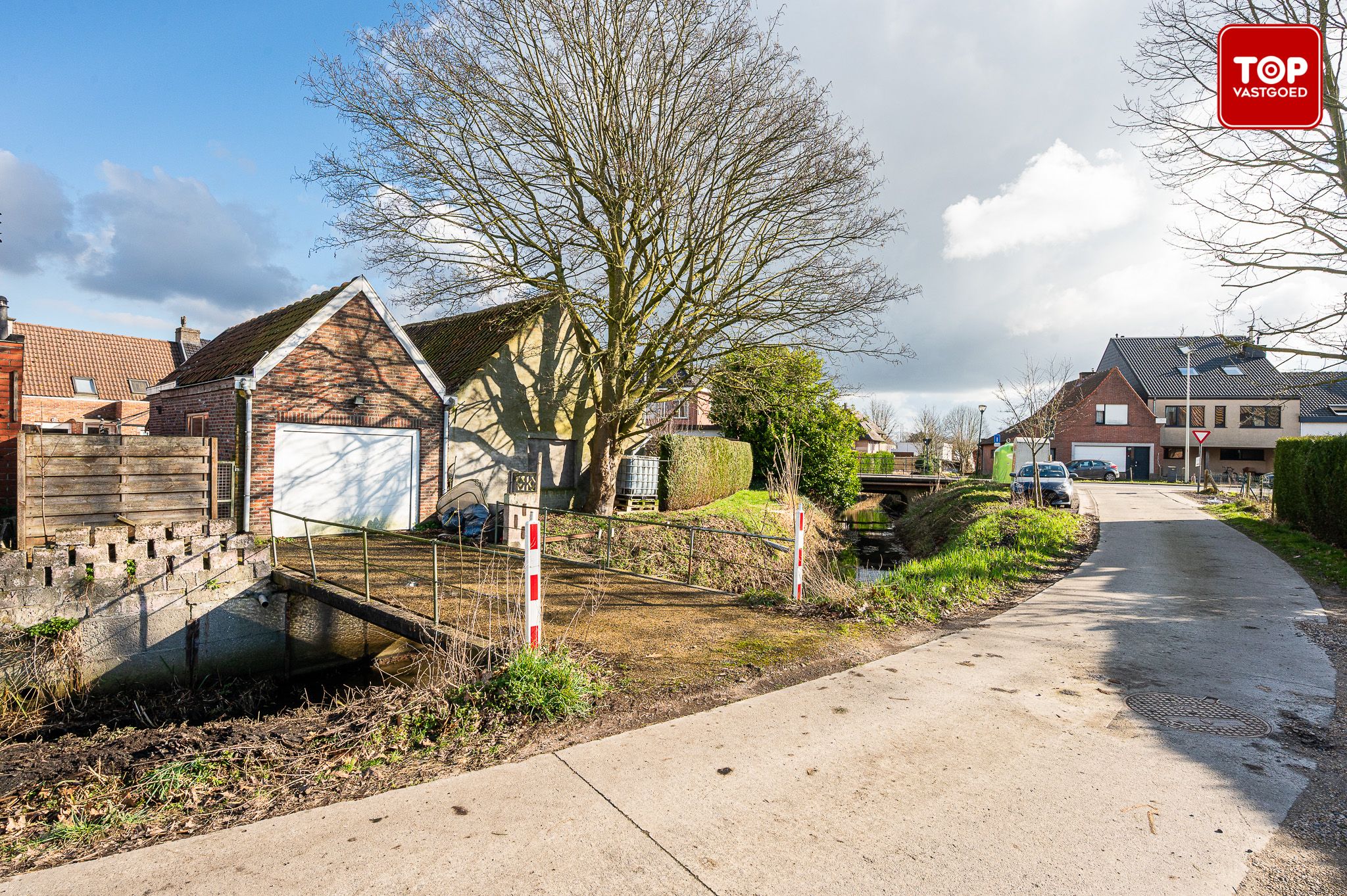 Woning met 3 slaapkamers en garage met aparte toegang.  foto 19