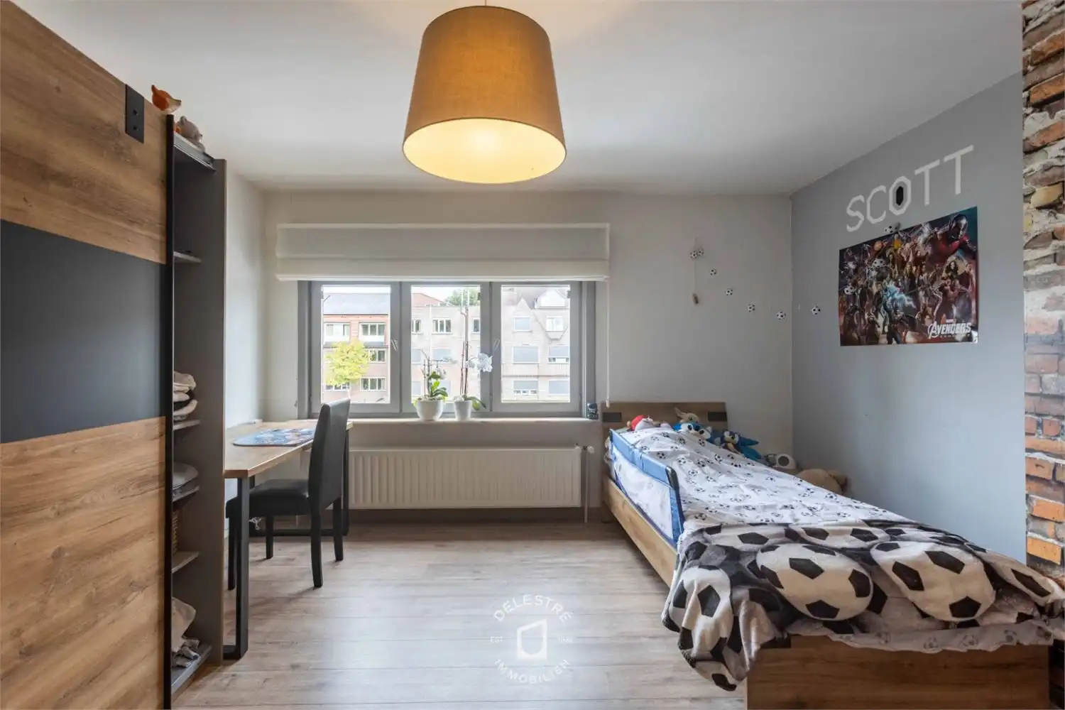 ** IN OPTIE **&nbsp;GERENOVEERDE WONING MET 6 SLPK. EN TUIN foto 44