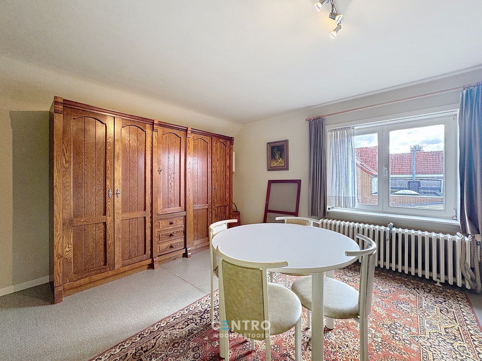 INTERESSANTE villa te Meetkerke met 3 slpks, PRAKTIJKruimte én 2 garages op 1.975m2! foto 16