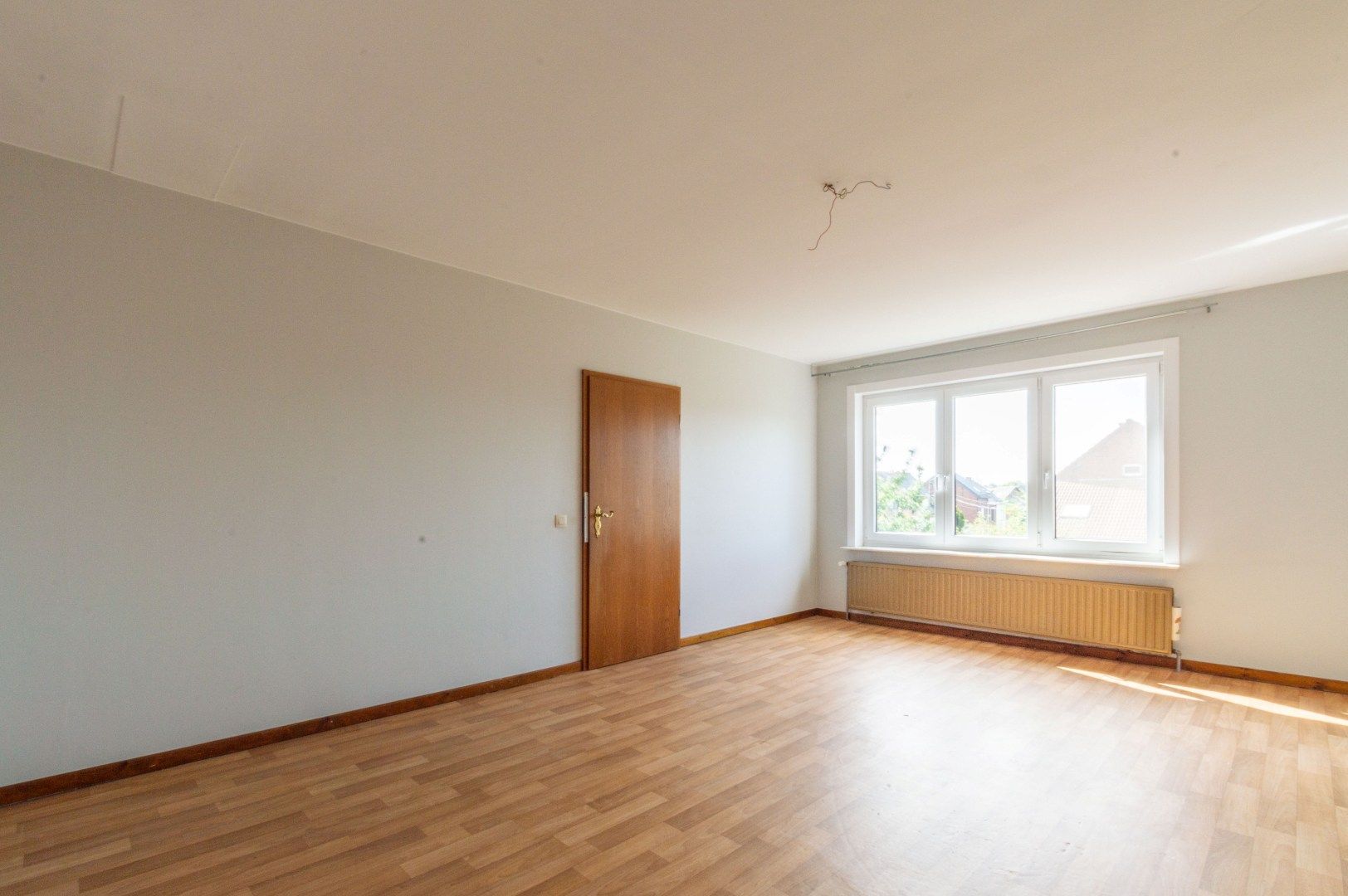 4-GEVEL WONING MET 4 SLAAPKAMERS + 2 BADKAMERS ! foto 13
