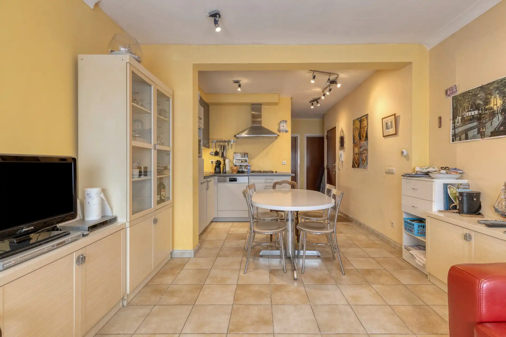 Gelijkvloers appartement met 2 slaapkamers te Westende. foto 6