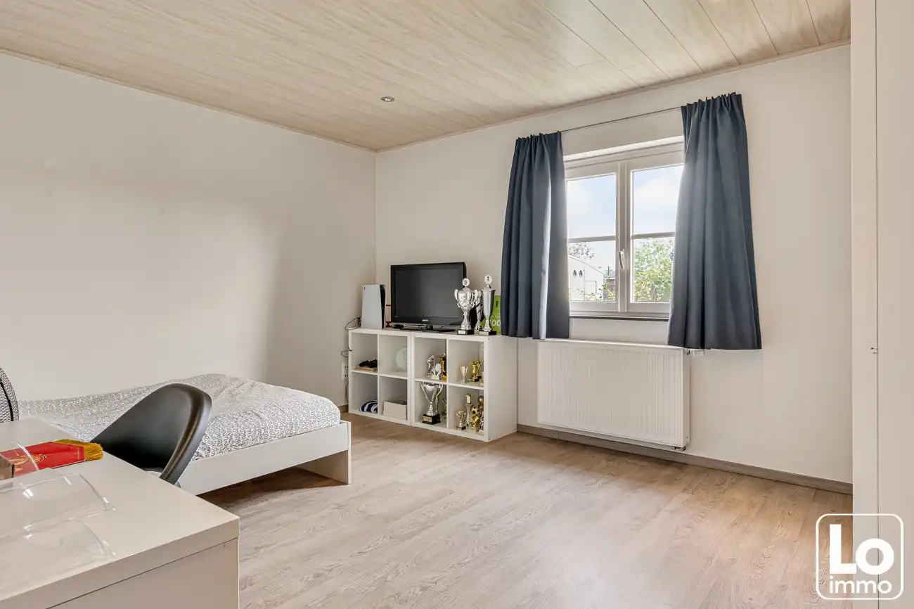 Instap klare ruime open woning met inpandige garage en een zuid georiënteerde tuin op een toplocatie nabij het centrum van Lochristi! foto 21